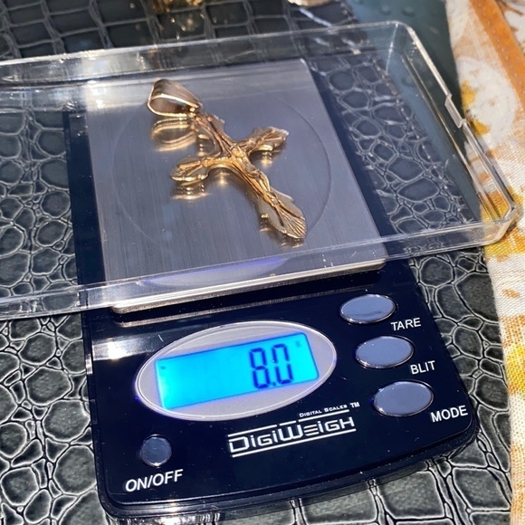 Gold Cross Jesus 14K solid Gold beautiful for live protection and faith pendant - Picture 6 of 11